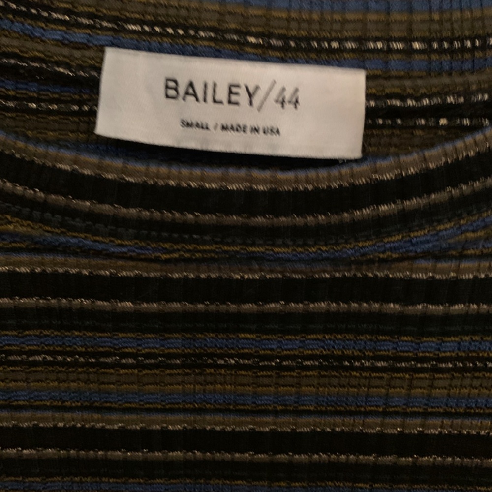 Bailey/44 top - Picture 2 of 4